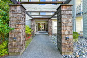 Front entrance of Lions View 2
