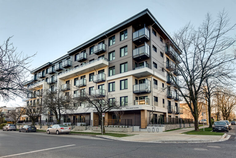 Exterior photo of apartment building